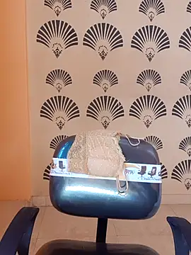 Snapshot of Divya-2007 chatting on 02.18.25 Divya-2007 online show from 02.18.25