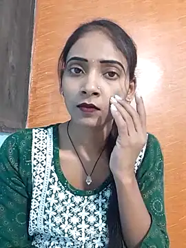 Snapshot of Divya-2007 chatting on 03.02.25 Divya-2007 online show from 03.02.25