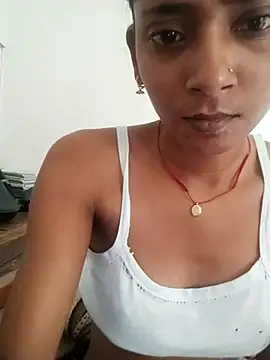 Snapshot of Divya-2007 chatting on 09.29.25 Divya-2007 online show from 09.29.25