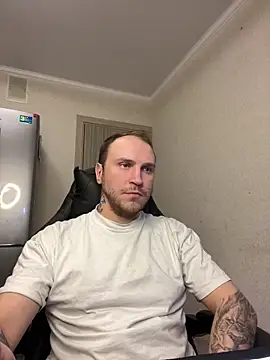 Snapshot of _XxX-XxX_ chatting on 02.15.25 XxX-XxX online show from 02.15.25