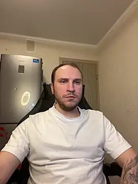 Snapshot of _XxX-XxX_ chatting on 02.19.25 XxX-XxX online show from 02.19.25