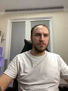 Snapshot of _XxX-XxX_ chatting on 03.04.25 XxX-XxX online show from 03.04.25