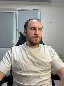 Snapshot of _XxX-XxX_ chatting on 03.17.25 XxX-XxX online show from 03.17.25