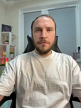 Snapshot of _XxX-XxX_ chatting on 03.23.25 XxX-XxX online show from 03.23.25