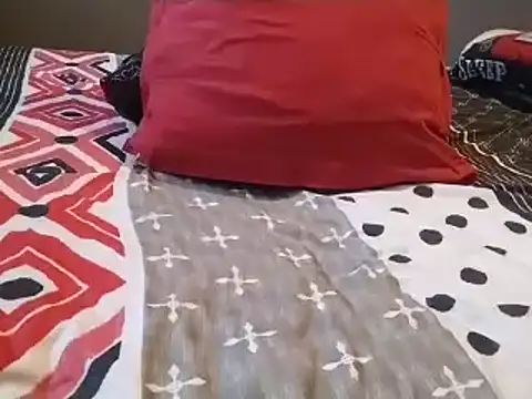 Snapshot of Chandy012 chatting on 03.18.25 Chandy012 online show from 03.18.25