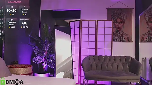 Snapshot of ClaraShine chatting on 03.08.25 ClaraShine online show from 03.08.25