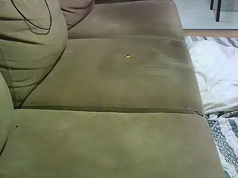 Snapshot of uberdot chatting on 10.30.25 uberdot online show from 10.30.25