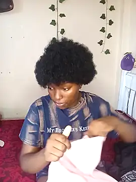 Snapshot of Vprettieeer chatting on 02.07.25 Vprettieeer online show from 02.07.25