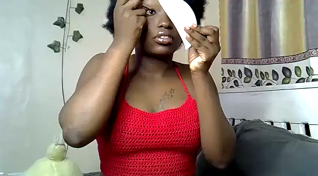 Snapshot of Vprettieeer chatting on 02.22.25 Vprettieeer online show from 02.22.25