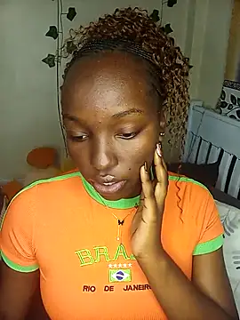 Snapshot of Vprettieeer chatting on 03.04.25 Vprettieeer online show from 03.04.25