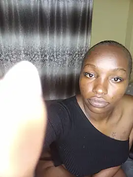 Snapshot of Vprettieeer chatting on 10.09.25 Vprettieeer online show from 10.09.25