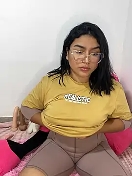 Snapshot of Camila_Mason chatting on 01.24.25 Camila Mason online show from 01.24.25