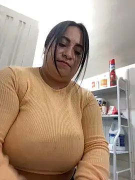 Miia Jazmin online show from 02.08.25