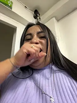 Miia Jazmin online show from 03.21.25