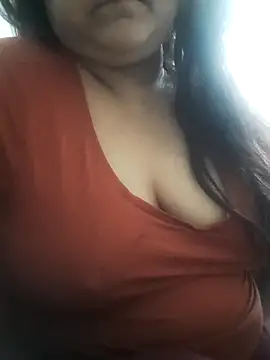 Snapshot of Hot_Juicy_Candy chatting on 10.02.25 Hot Juicy Candy online show from 10.02.25