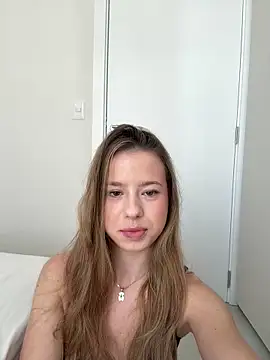 Snapshot of Norabbyxox chatting on 01.22.25 Norabbyxox online show from 01.22.25