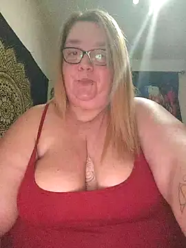 diosacurvy1984 online show from 11.19.25