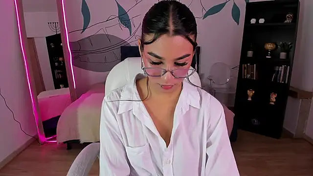 Dana Paula online show from 11.07.25