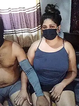 Snapshot of Lovely_WINDI chatting on 02.04.25 Lovely WINDI online show from 02.04.25