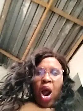 Snapshot of bubblendz1988 chatting on 03.13.25 bubblendz1988 online show from 03.13.25