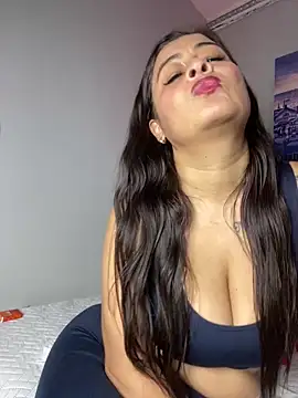 Lili  taylor online show from 02.13.25