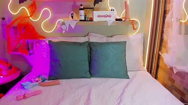 Palmer Evans online show from 10.29.25