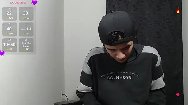 Snapshot of Dha_lia0 chatting on 03.21.25 Dha lia0 online show from 03.21.25