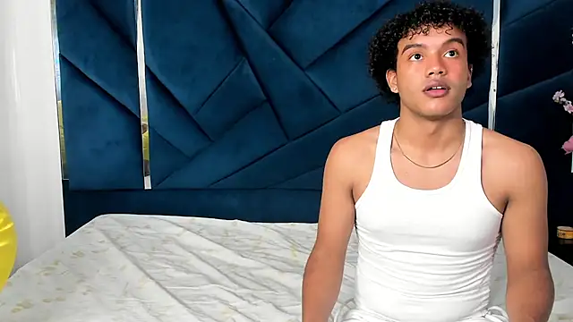 Snapshot of DanteAndKyle chatting on 01.24.25 DanteAndKyle online show from 01.24.25