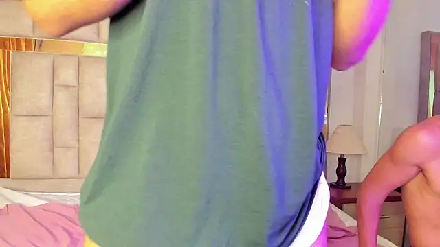 Snapshot of DanteAndKyle chatting on 03.22.25 DanteAndKyle online show from 03.22.25