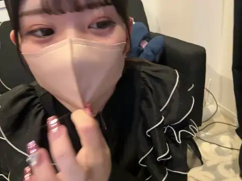 Snapshot of shina_mo_n_ch chatting on 03.20.25 shina mo n ch online show from 03.20.25