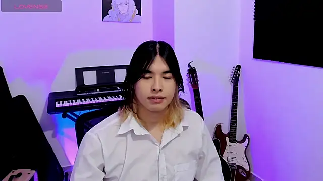 Snapshot of JordiWilld chatting on 02.04.25 JordiWilld online show from 02.04.25