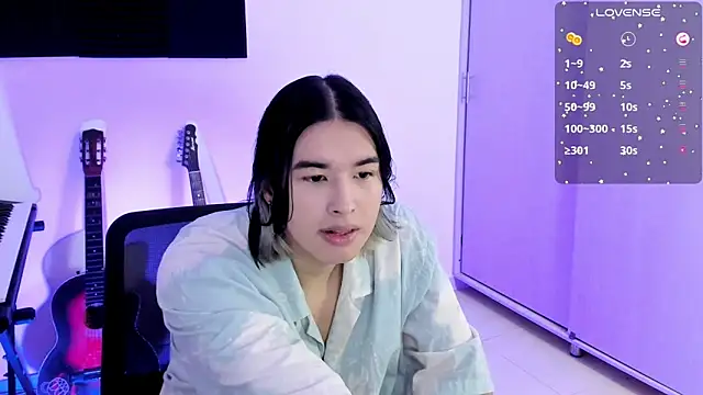 Snapshot of JordiWilld chatting on 09.21.25 JordiWilld online show from 09.21.25