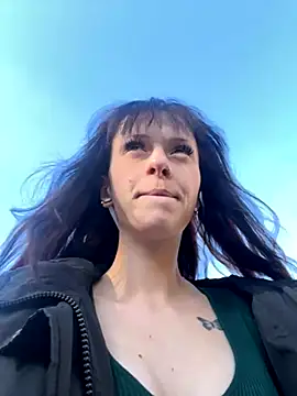 Snapshot of Ciara2004 chatting on 11.07.25 Ciara2004 online show from 11.07.25