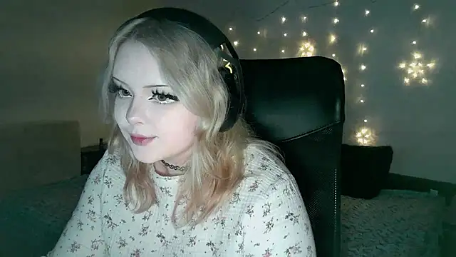 Electro doll online show from 02.13.25