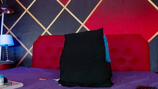 Snapshot of Cristian_white chatting on 09.10.25 Cristian white online show from 09.10.25