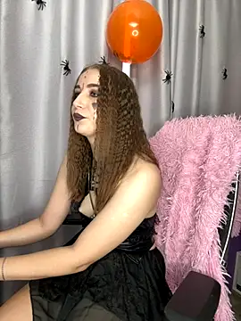 LillyFan-X online show from 10.24.25