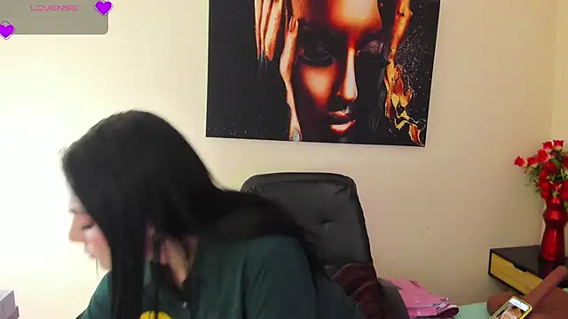 scarlet hit online show from 10.29.25