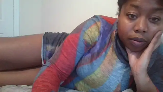 Snapshot of angeliquebelcali chatting on 02.23.25 angeliquebelcali online show from 02.23.25