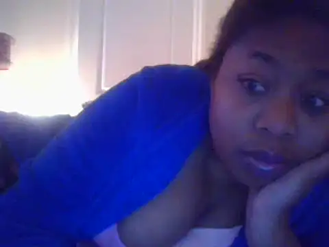 Snapshot of angeliquebelcali chatting on 03.10.25 angeliquebelcali online show from 03.10.25