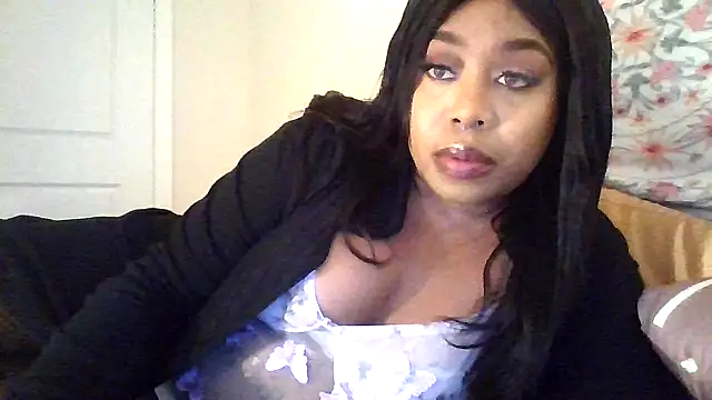 Snapshot of angeliquebelcali chatting on 09.21.25 angeliquebelcali online show from 09.21.25