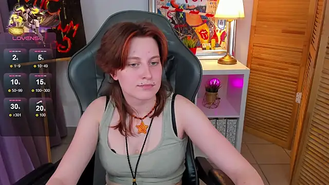 Snapshot of Jiffyyo chatting on 02.07.25 Jiffyyo online show from 02.07.25