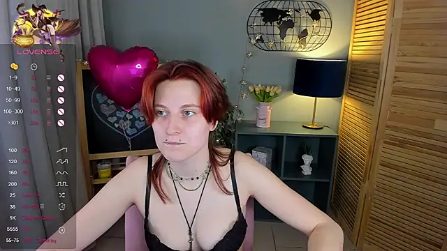 Snapshot of Jiffyyo chatting on 02.28.25 Jiffyyo online show from 02.28.25