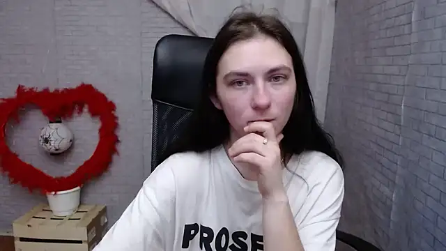Snapshot of AmandaJi_ chatting on 03.06.25 AmandaJi  online show from 03.06.25