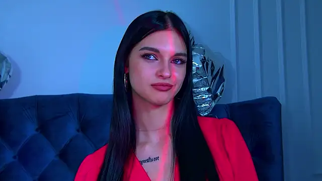 Snapshot of BeverlyMost chatting on 02.14.25 BeverlyMost online show from 02.14.25