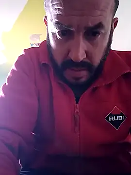 Snapshot of wapo100x100 chatting on 02.10.25 wapo100x100 online show from 02.10.25