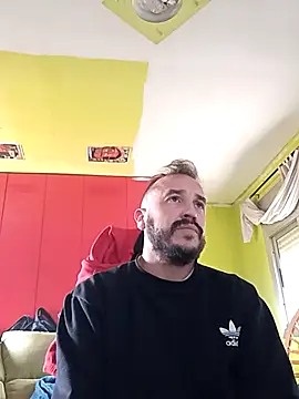 Snapshot of wapo100x100 chatting on 03.01.25 wapo100x100 online show from 03.01.25