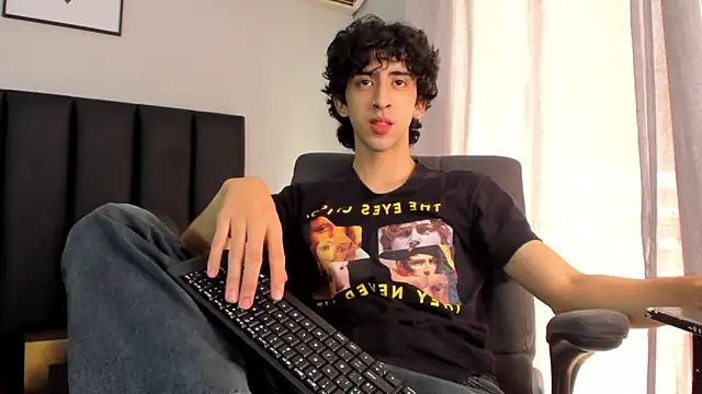 Alezzandro  online show from 02.27.25