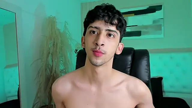 Alezzandro  online show from 10.07.25