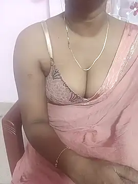 Snapshot of Vedha_Vedhika chatting on 10.18.25 Vedha Vedhika online show from 10.18.25