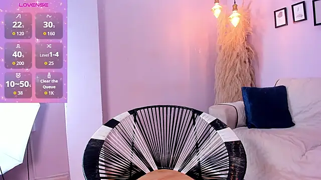 Snapshot of alana_rossetti chatting on 09.15.25 alana rossetti online show from 09.15.25